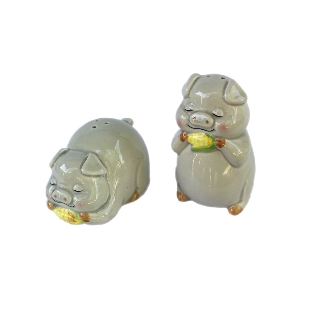 Vintage Lefton Salt & Pepper Shakers Pig Eating Corn Ceramic Gray Chubby Piggies